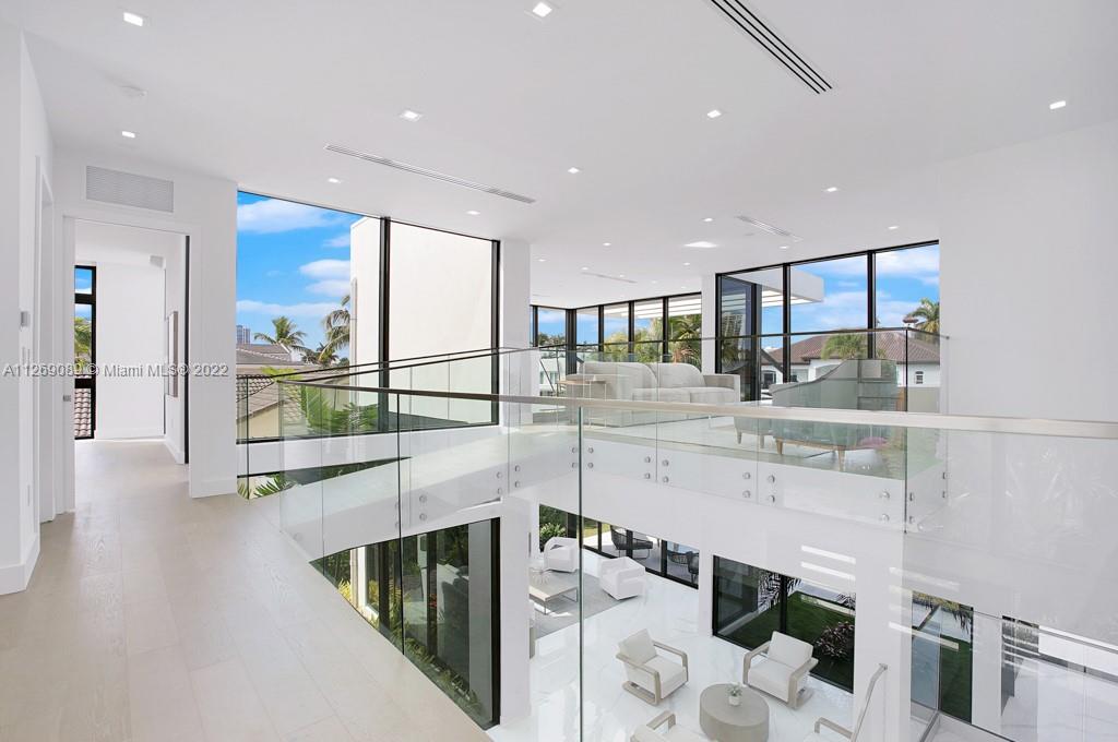 EASTERN SHORES 1ST ADDN - Residential