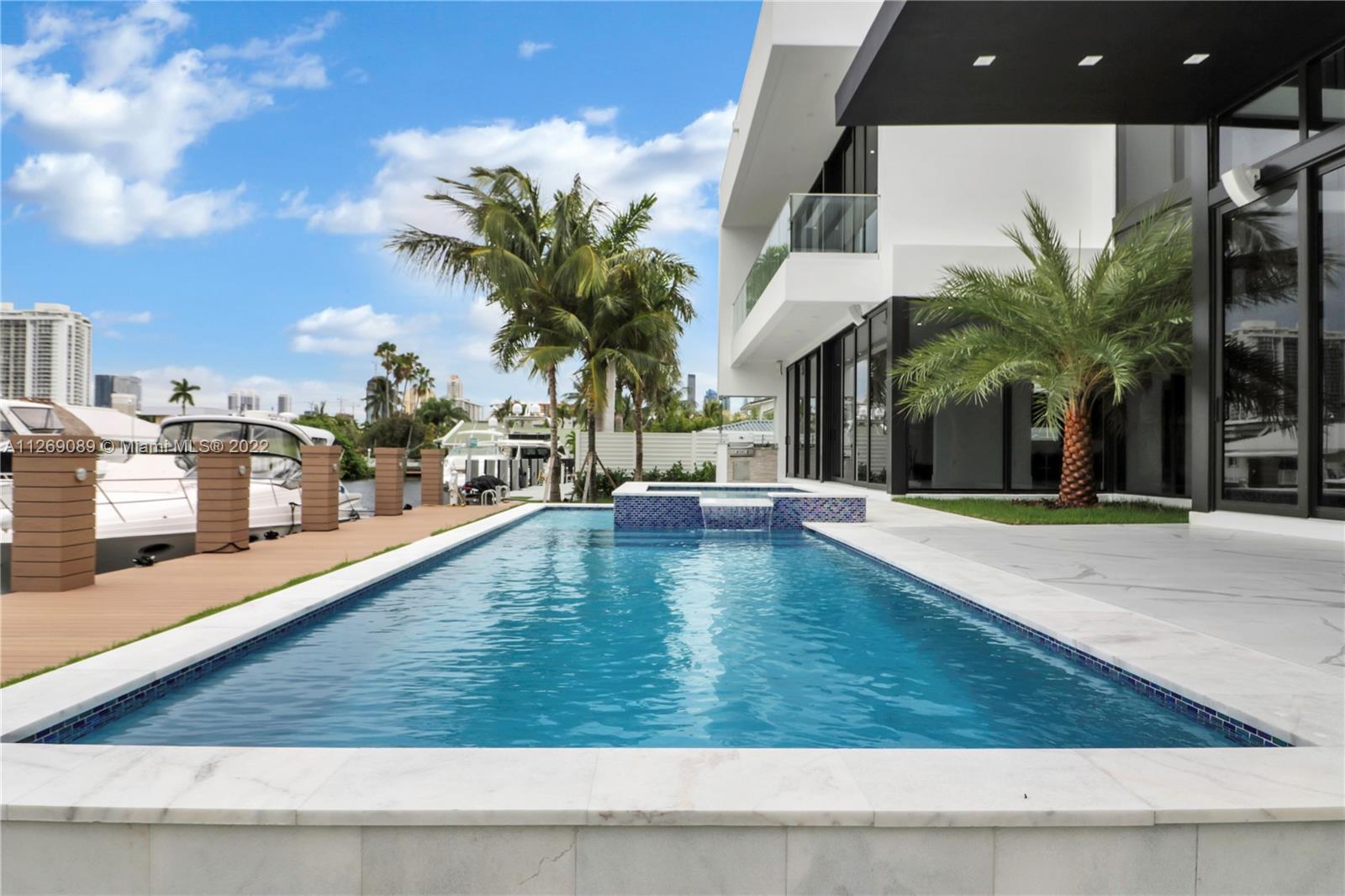 EASTERN SHORES 1ST ADDN - Residential