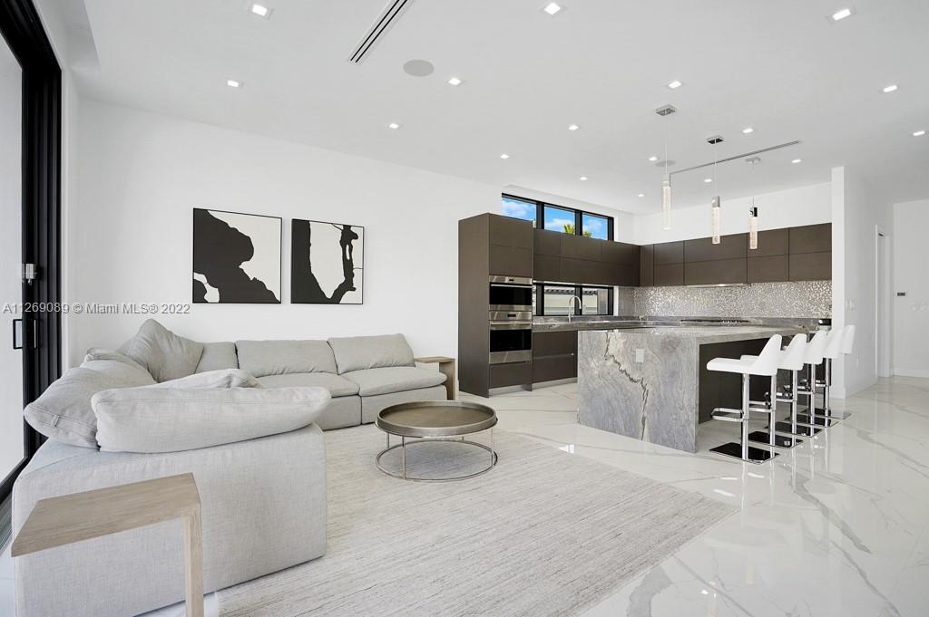 EASTERN SHORES 1ST ADDN - Residential