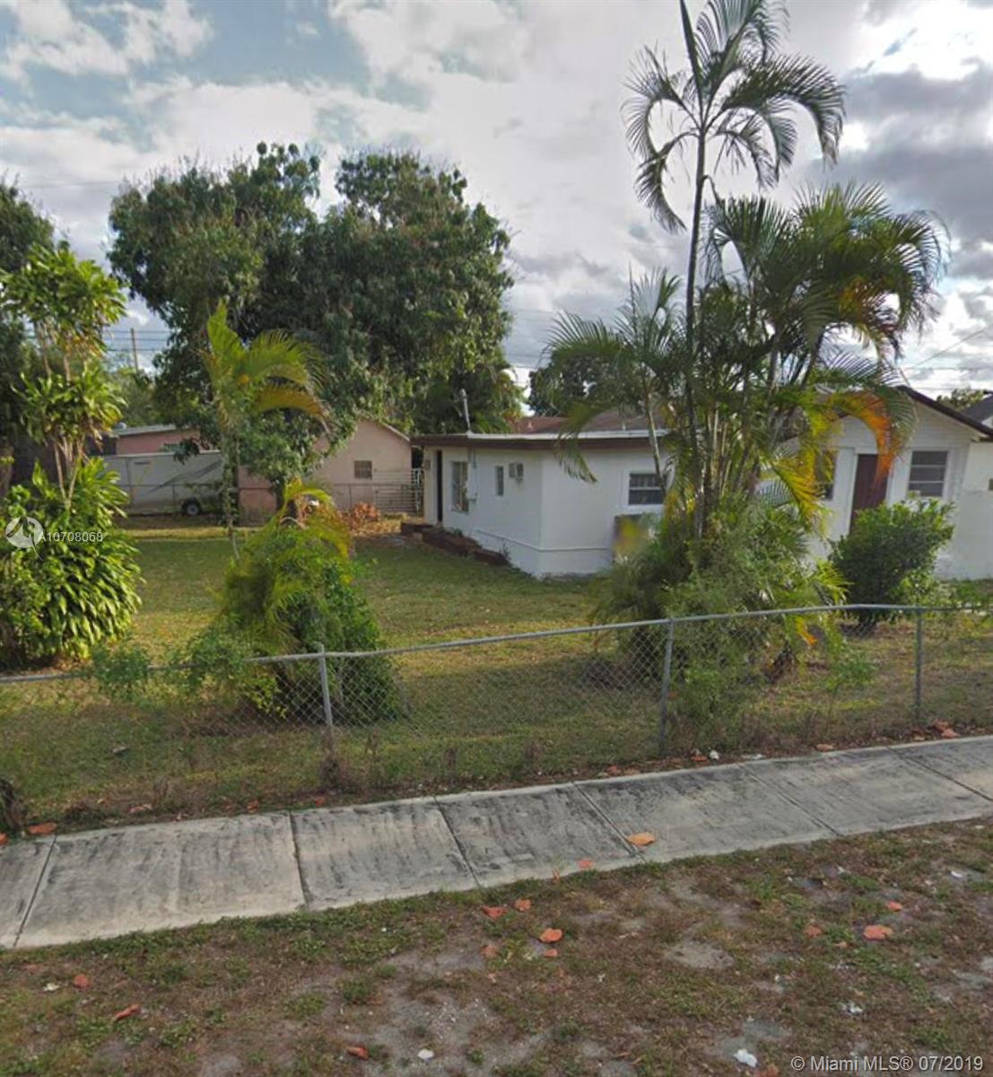 EVERGLADES AVE HTS ADDN - Residential Lease