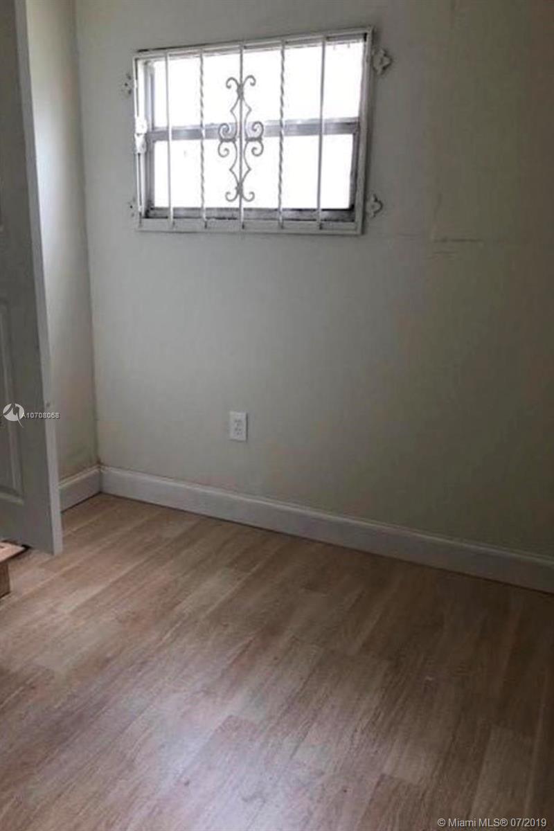 EVERGLADES AVE HTS ADDN - Residential Lease