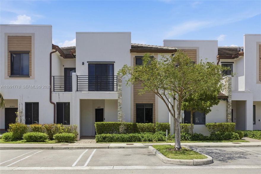 Via Ventura — a well-maintained home offering a spacious layout filled with natural light. This property features generous living areas, a functional kitchen, and a private outdoor space perfect for entertaining or future customization.
Perfect property for investors !!
The biggest plan of the Villas in the community.
Located in a quiet and desirable residential neighborhood, just minutes from Aventura Mall, major highways including I-95, shopping, dining, and excellent schools.
Perfect for homeowners or investors alike, with great potential and strong value in a growing area.
Don’t miss this opportunity—schedule your showing today!