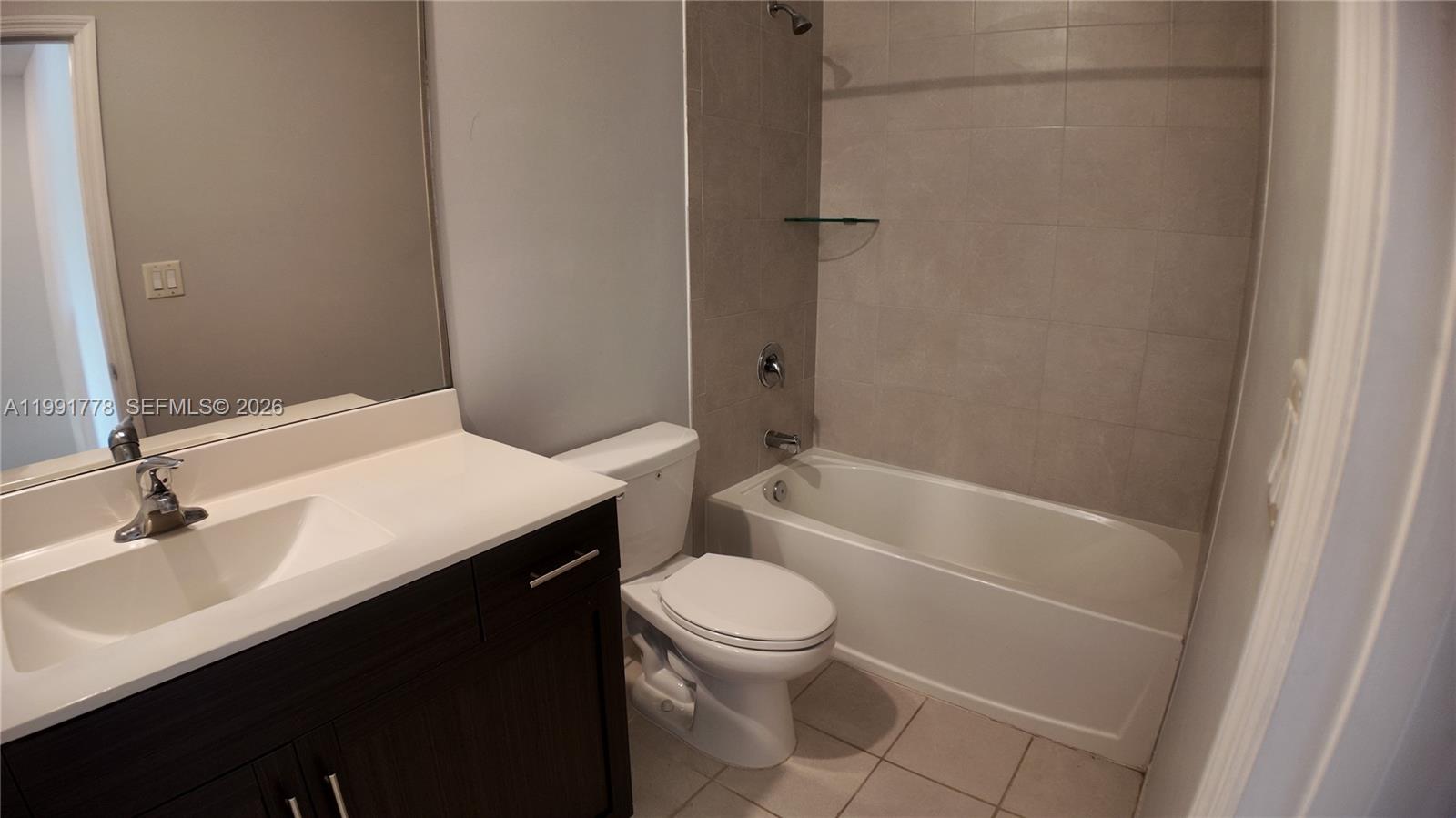 VIA VENTURA NEIGHBORHOOD - Residential