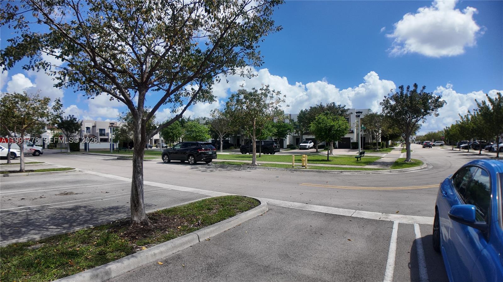 VIA VENTURA NEIGHBORHOOD - Residential