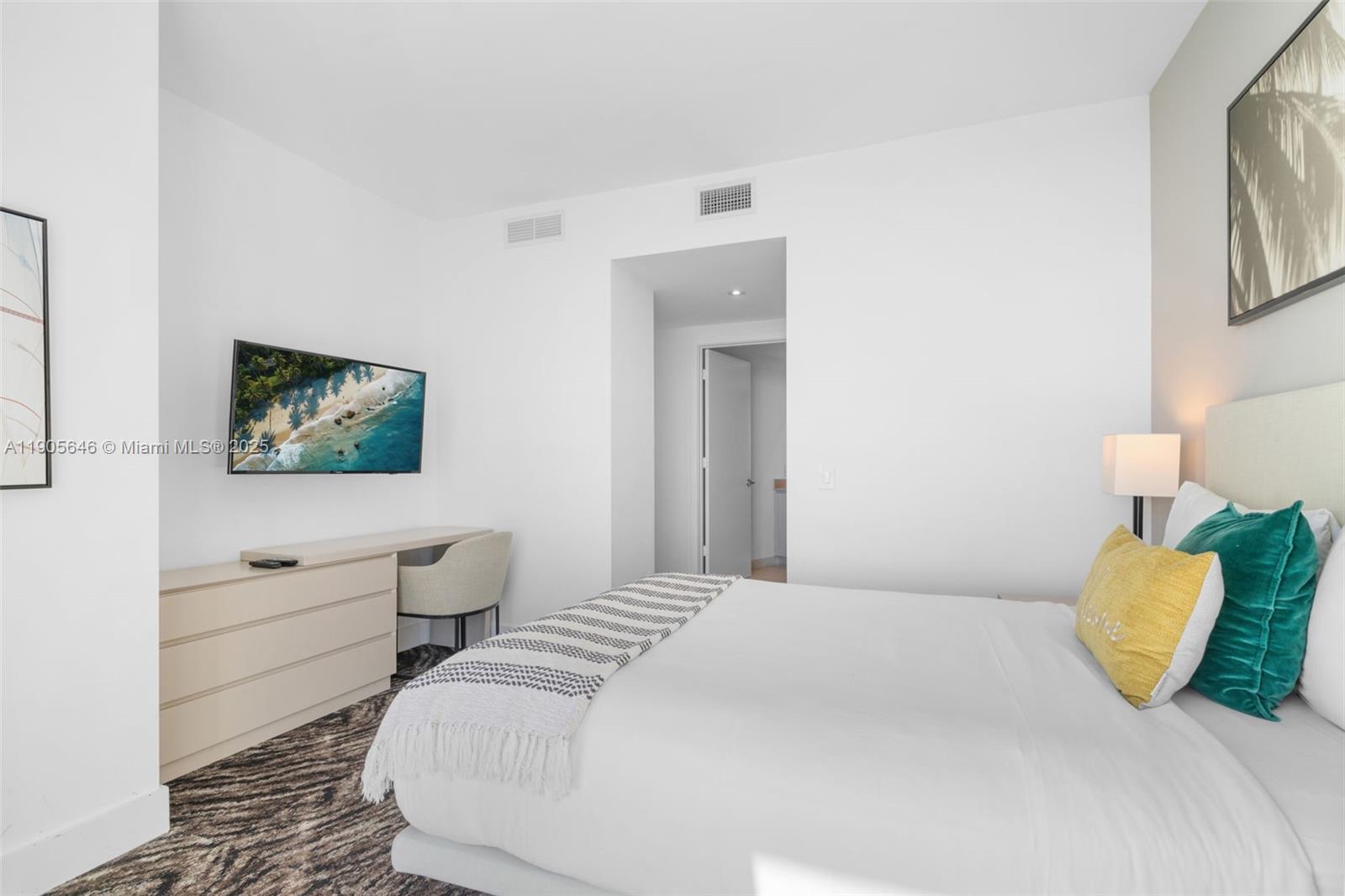 4111 SOUTH OCEAN DRIVE CO - Residential