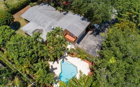 A home in Pinecrest