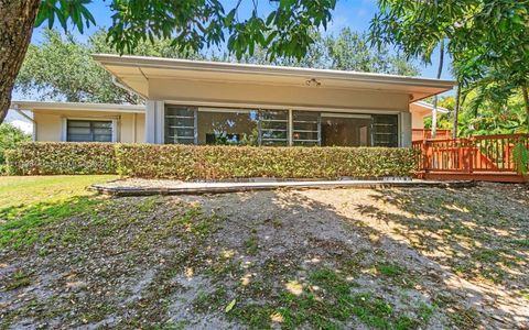 A home in Pinecrest