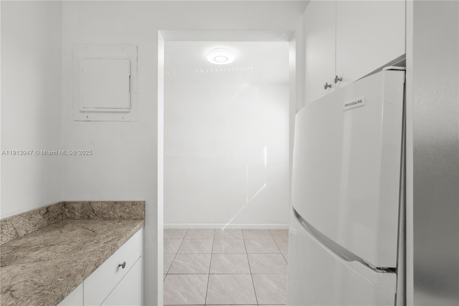 GOLDEN HEIGHTS - Residential Lease