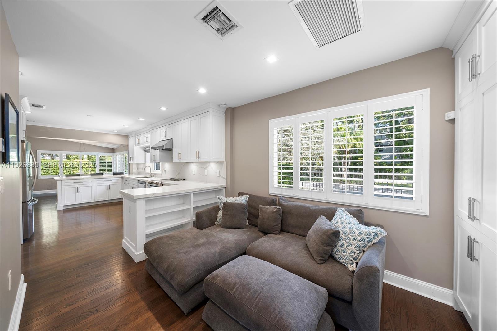 OCEAN VIEW HEIGHTS - Residential Lease