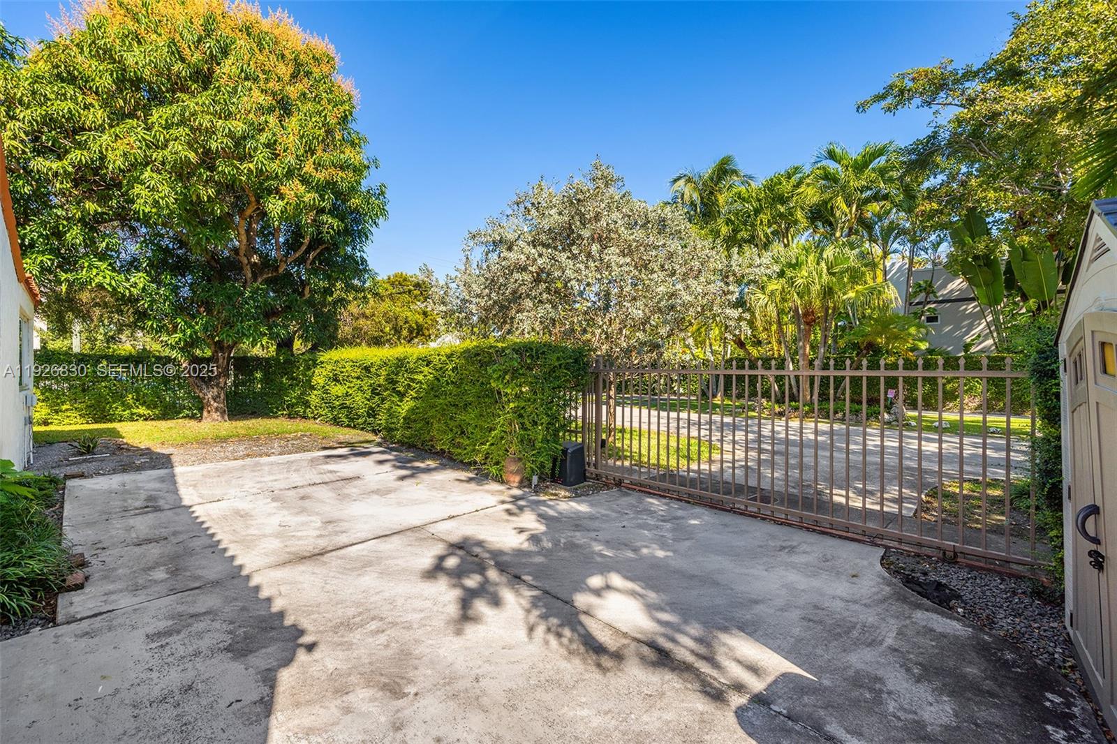 OCEAN VIEW HEIGHTS - Residential Lease