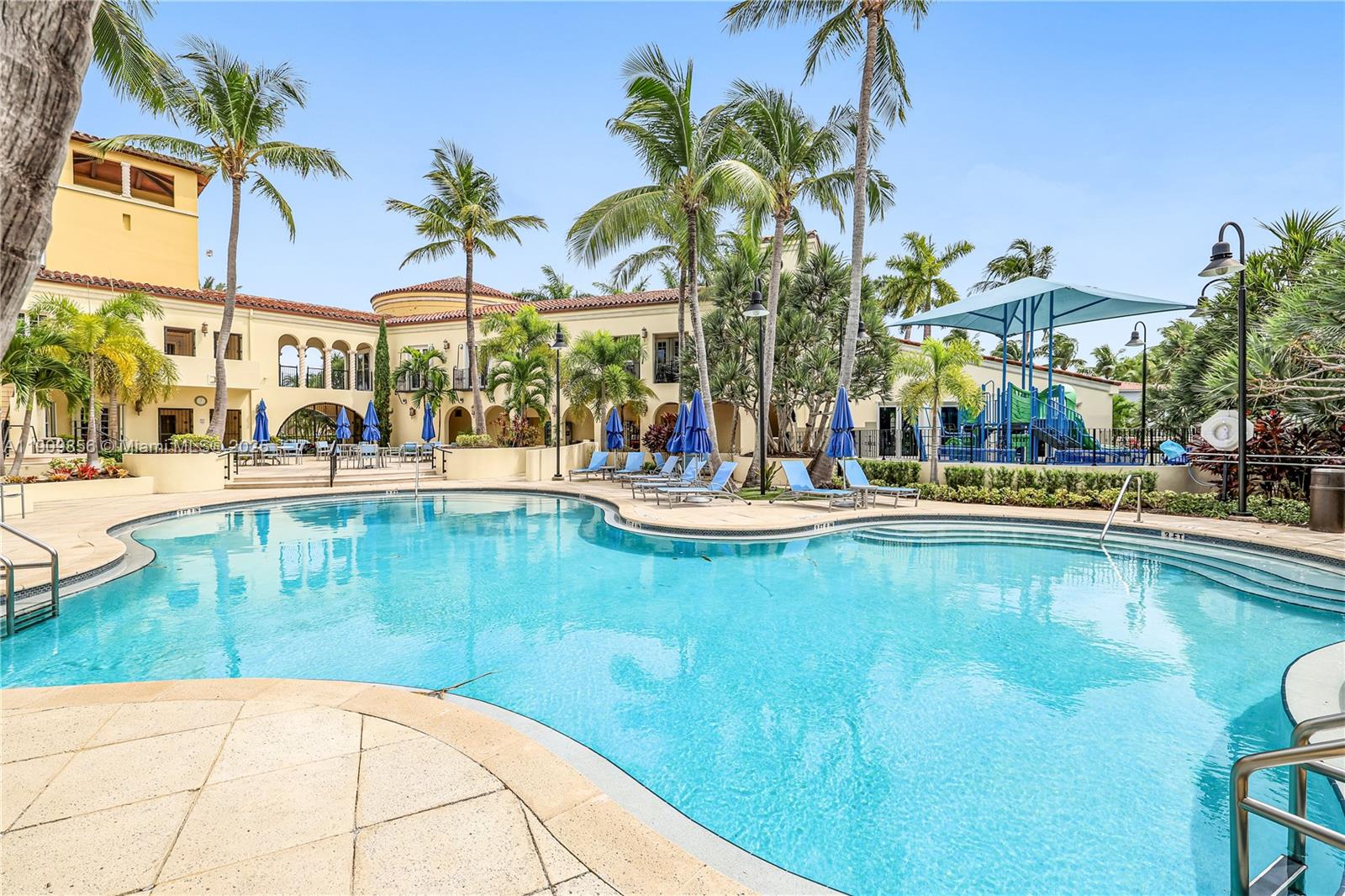 AVENTURA LAKES PHASE 1 - Residential Lease