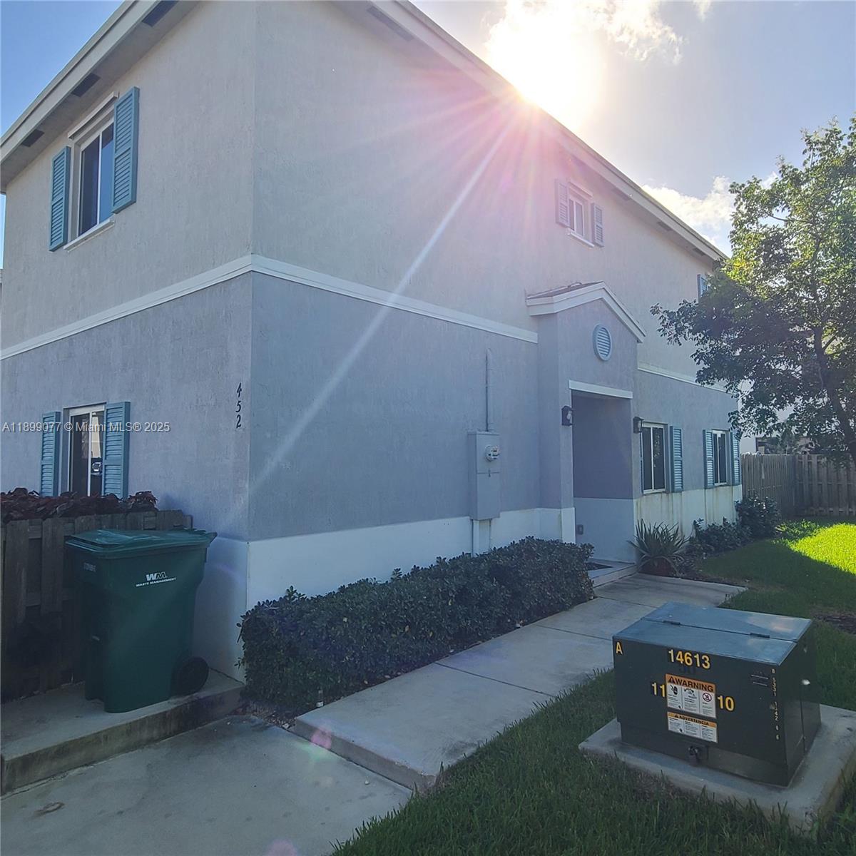 FOREST PARK VILLAS - Residential Lease