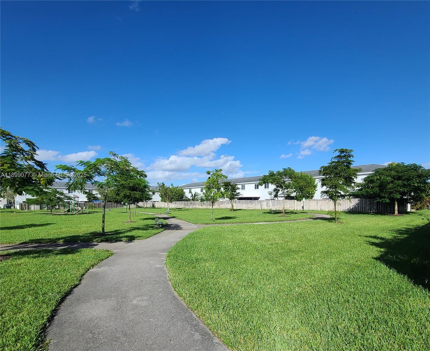 FOREST PARK VILLAS - Residential Lease