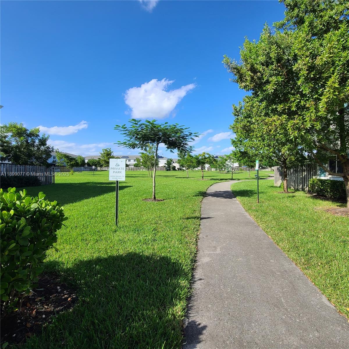 FOREST PARK VILLAS - Residential Lease