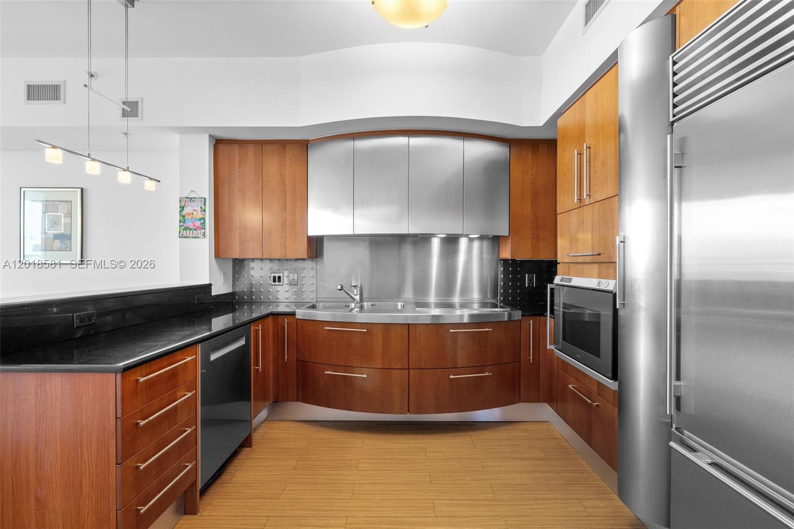 TRUMP PALACE CONDO - Residential
