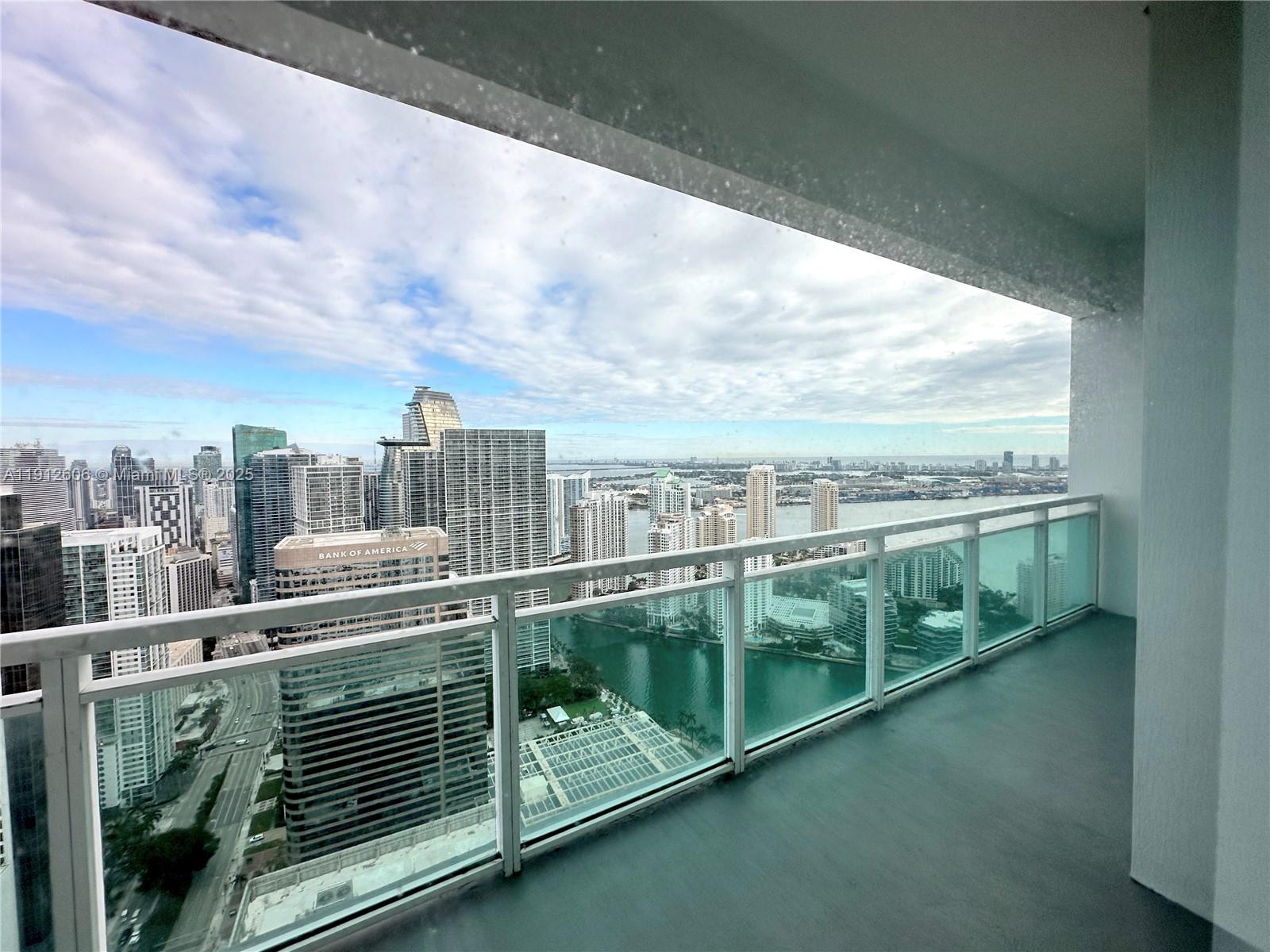 THE PLAZA 851 BRICKELL CO - Residential Lease