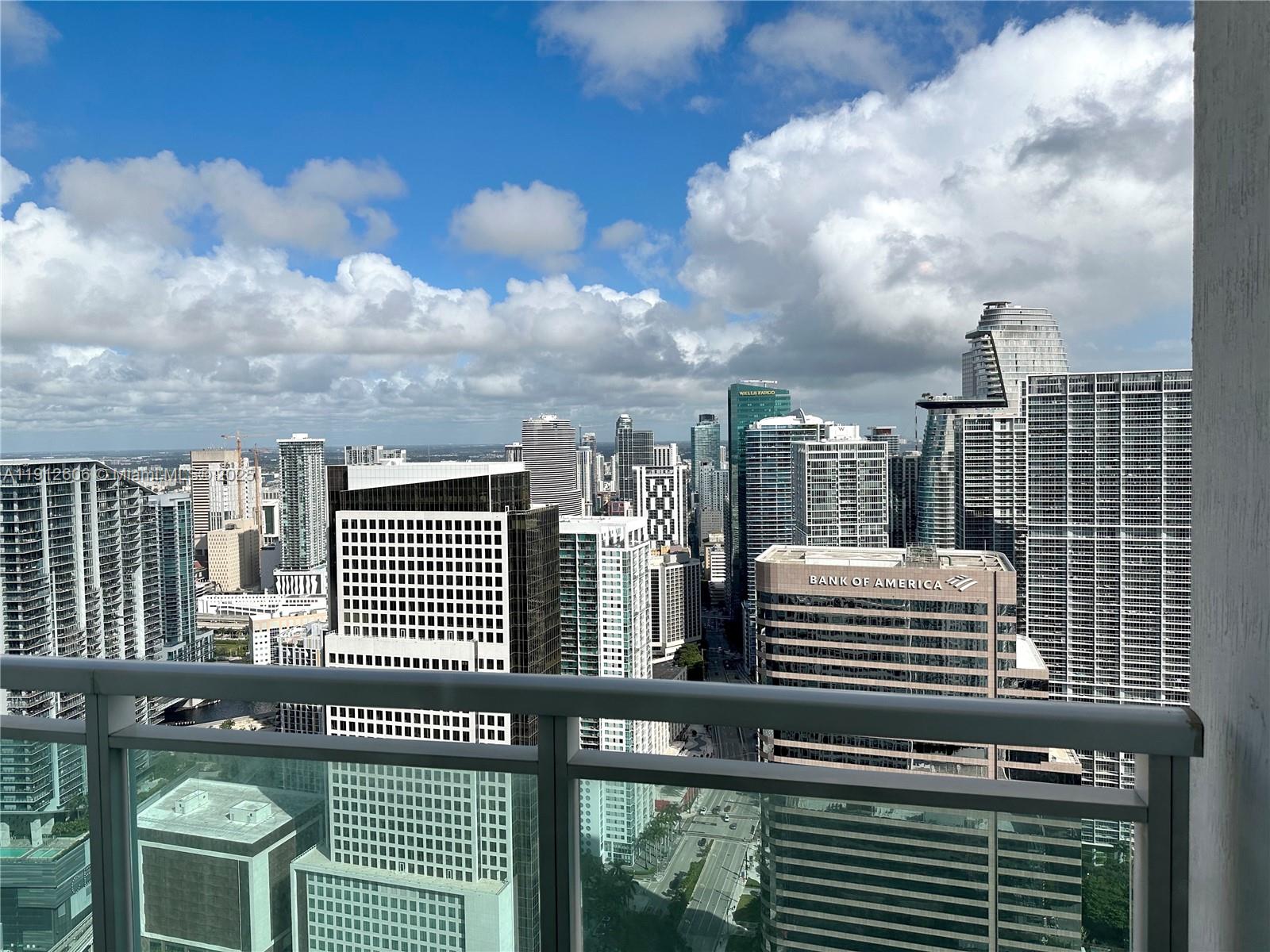 THE PLAZA 851 BRICKELL CO - Residential Lease