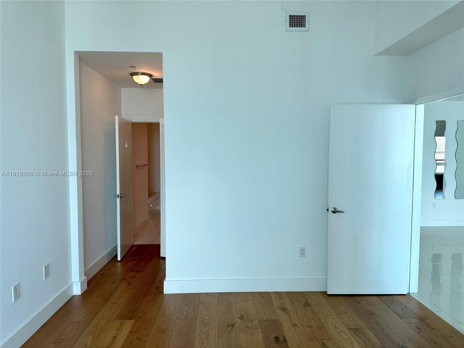 THE PLAZA 851 BRICKELL CO - Residential Lease