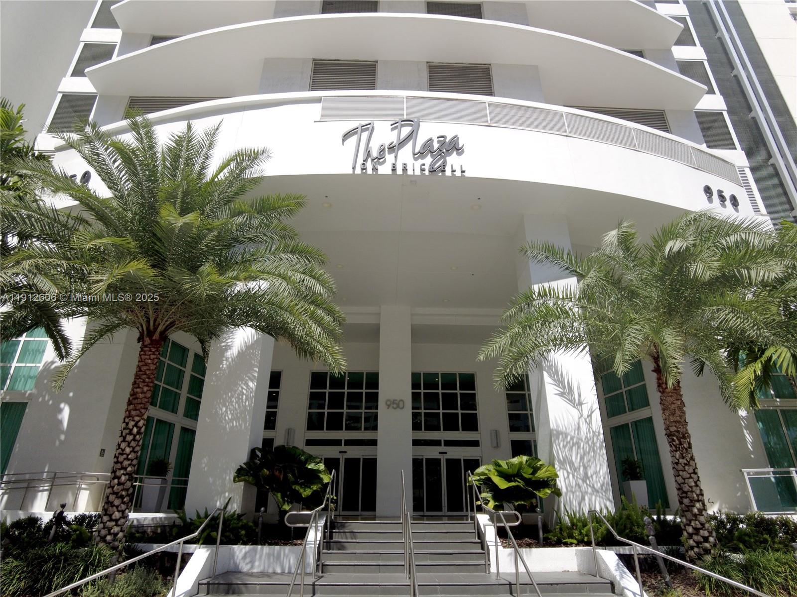 THE PLAZA 851 BRICKELL CO - Residential Lease