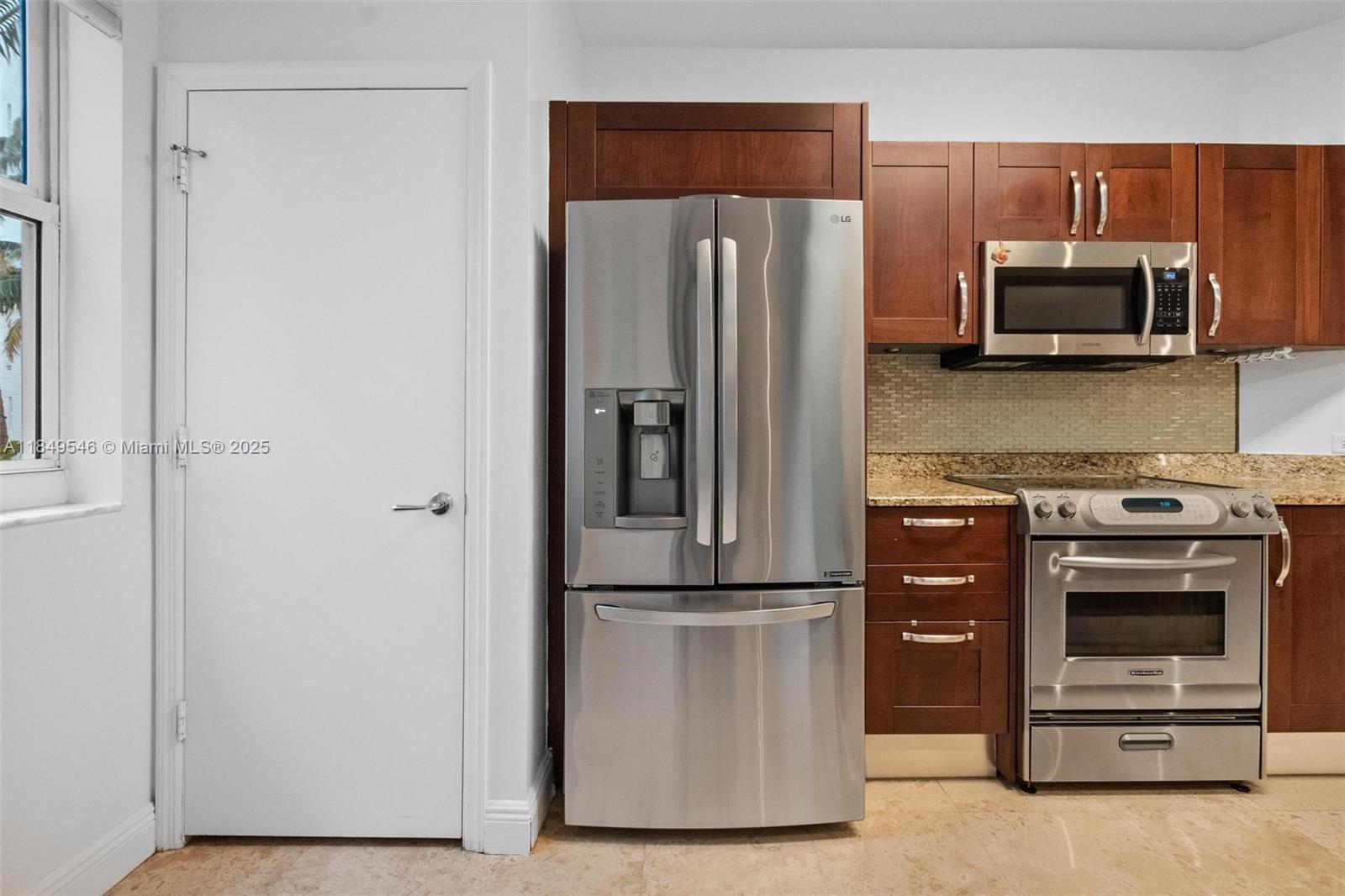 TURNBERRY VILLAGE SO TOWE - Residential