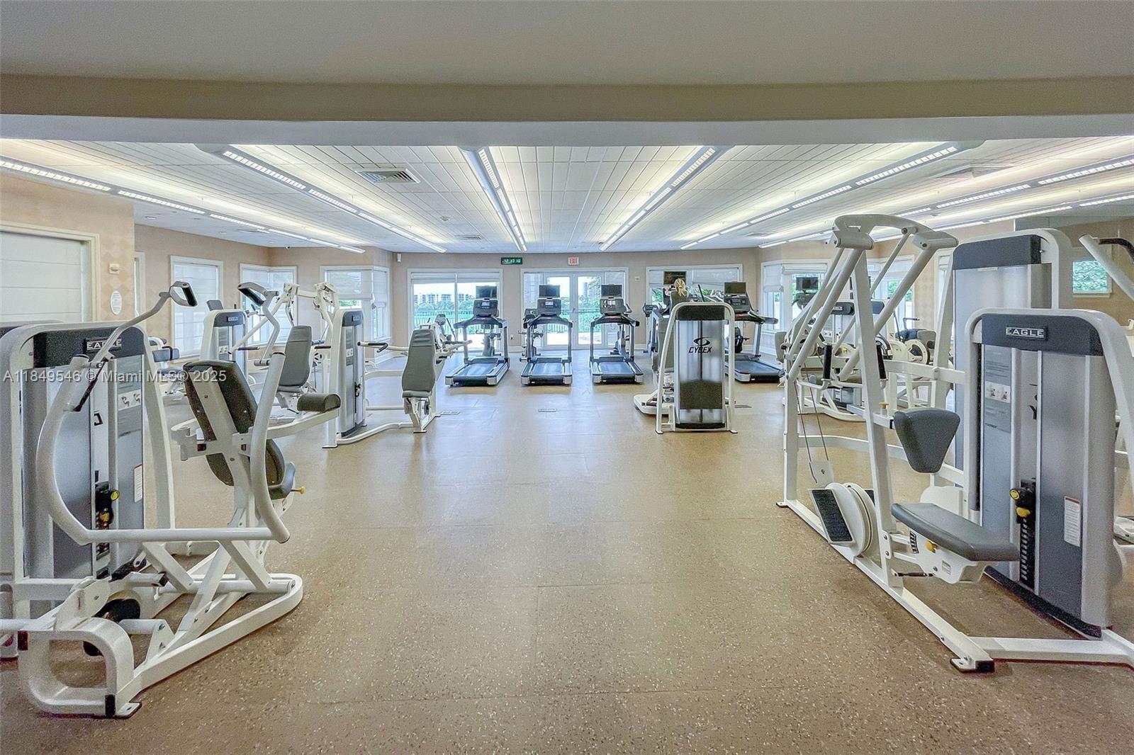 TURNBERRY VILLAGE SO TOWE - Residential