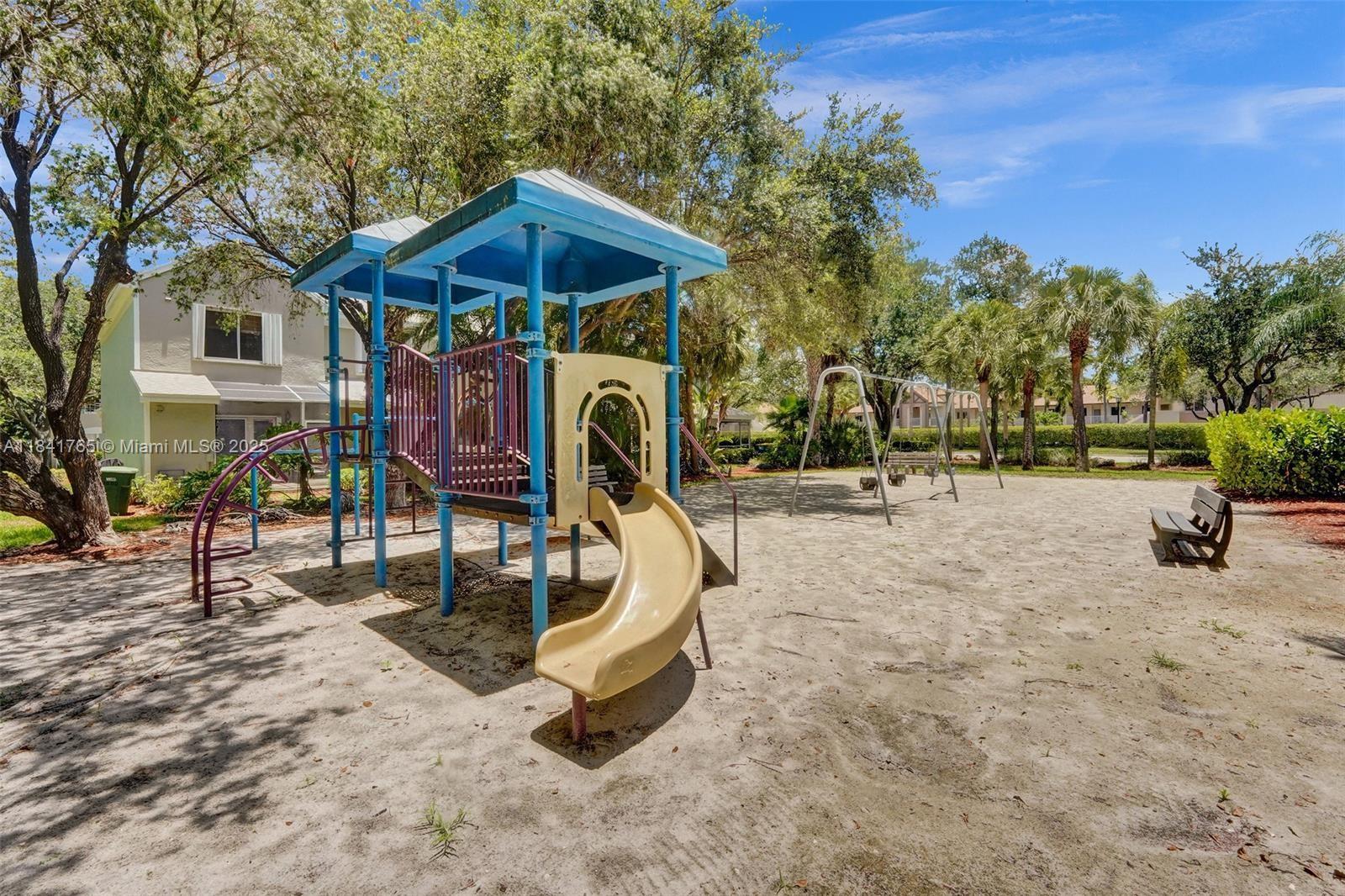 SANIBEL - Residential