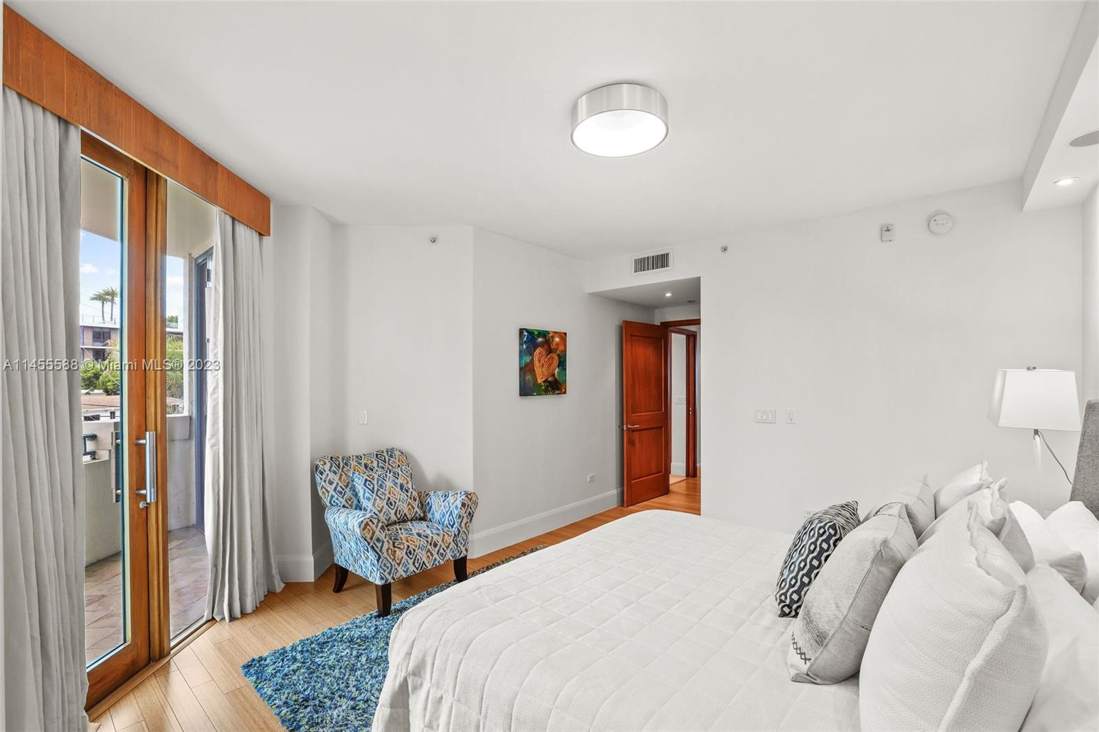 BEACON HARBOUR CONDO - Residential