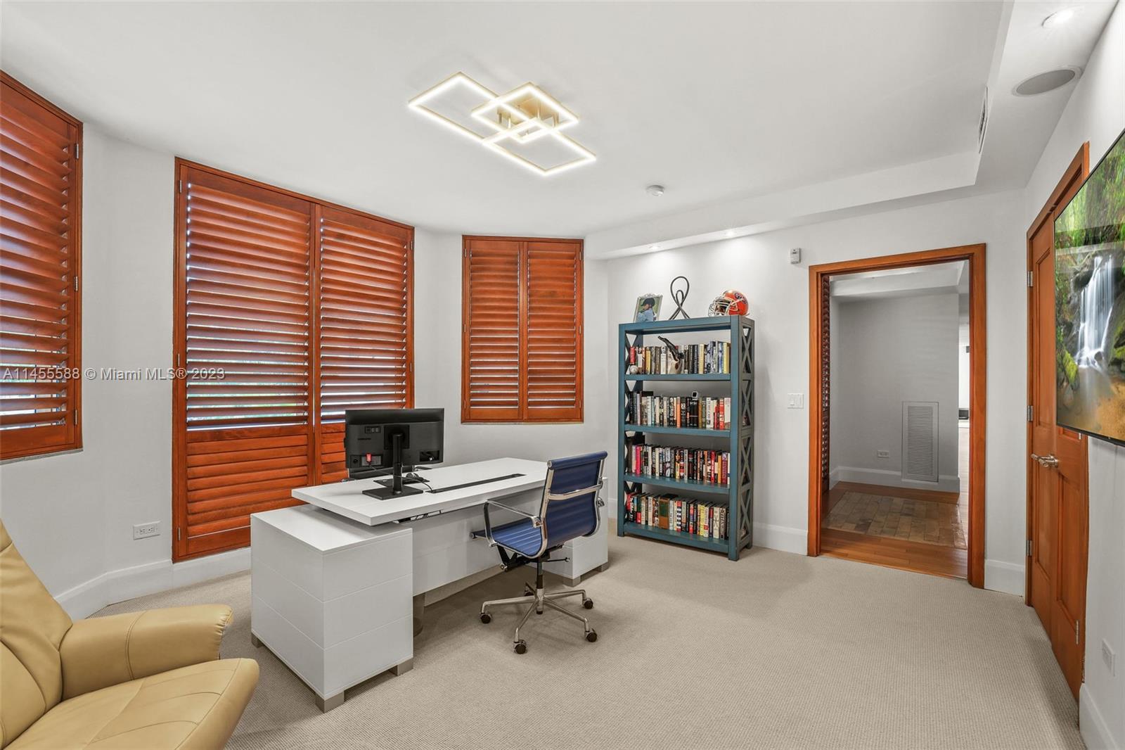 BEACON HARBOUR CONDO - Residential