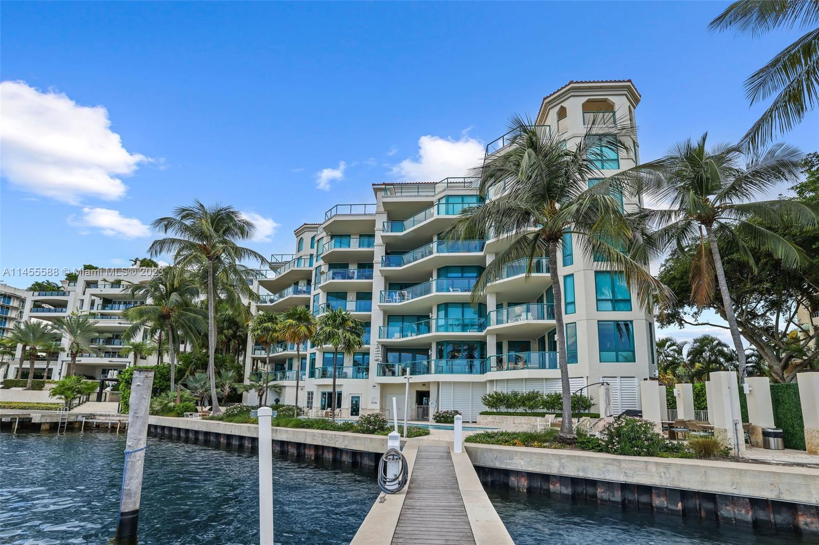 BEACON HARBOUR CONDO - Residential