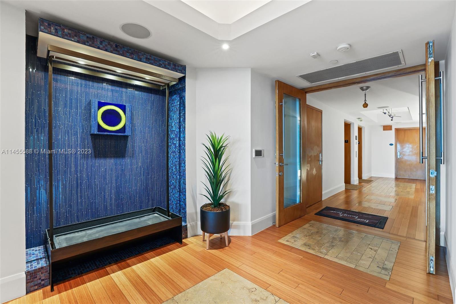 BEACON HARBOUR CONDO - Residential