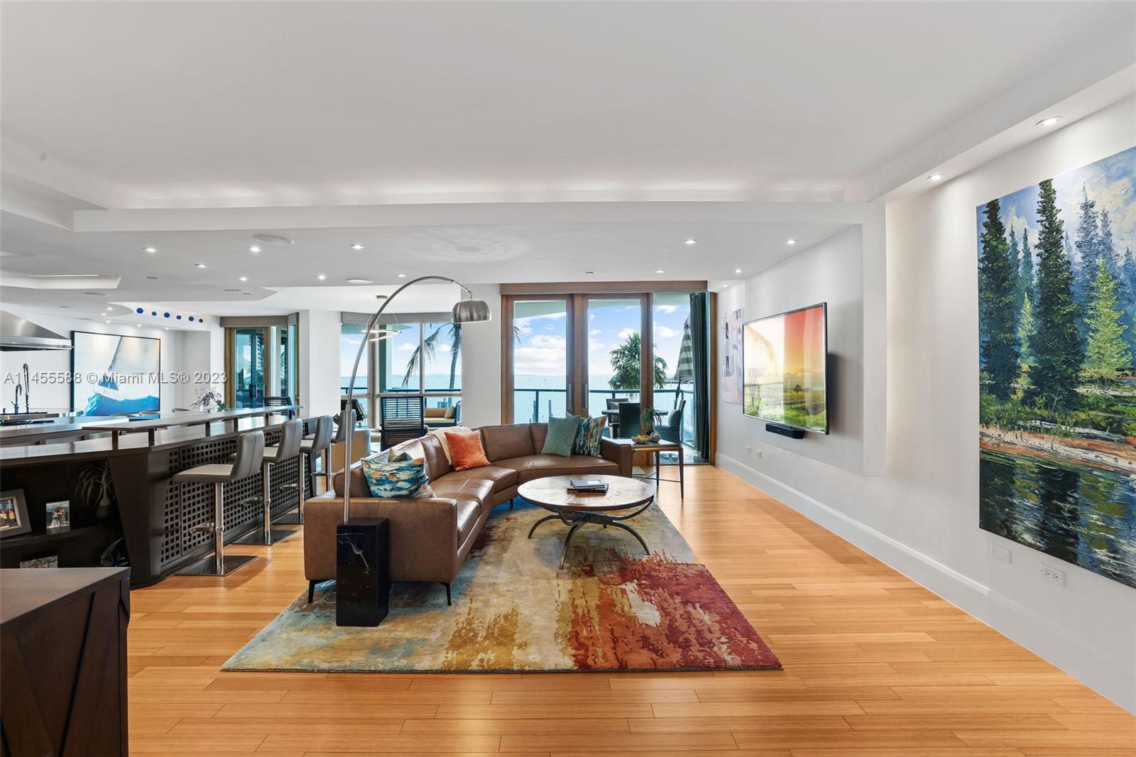 BEACON HARBOUR CONDO - Residential