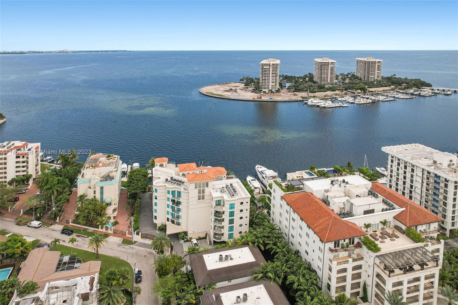 BEACON HARBOUR CONDO - Residential