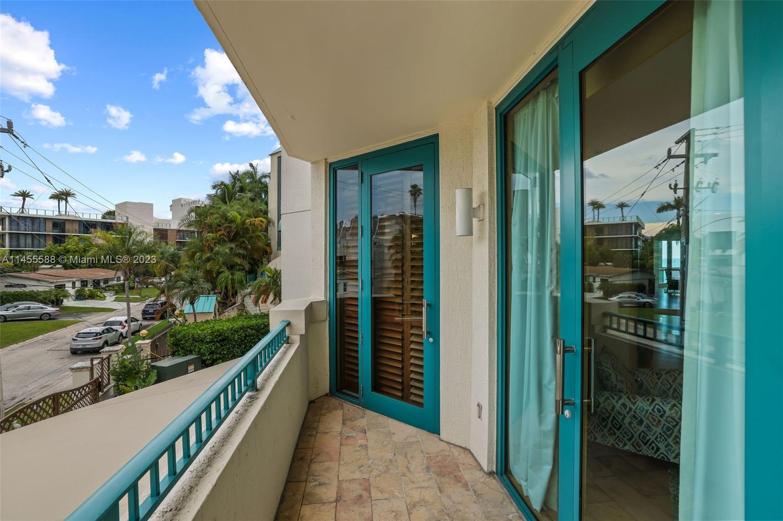 BEACON HARBOUR CONDO - Residential