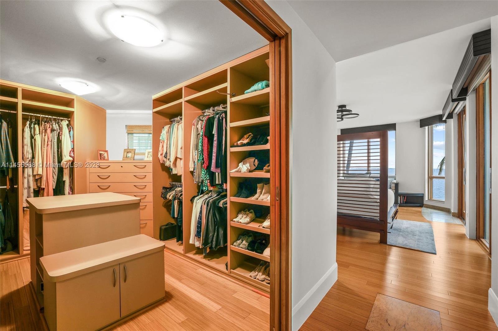 BEACON HARBOUR CONDO - Residential