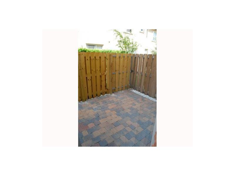 The Shores no.2 - Residential Lease