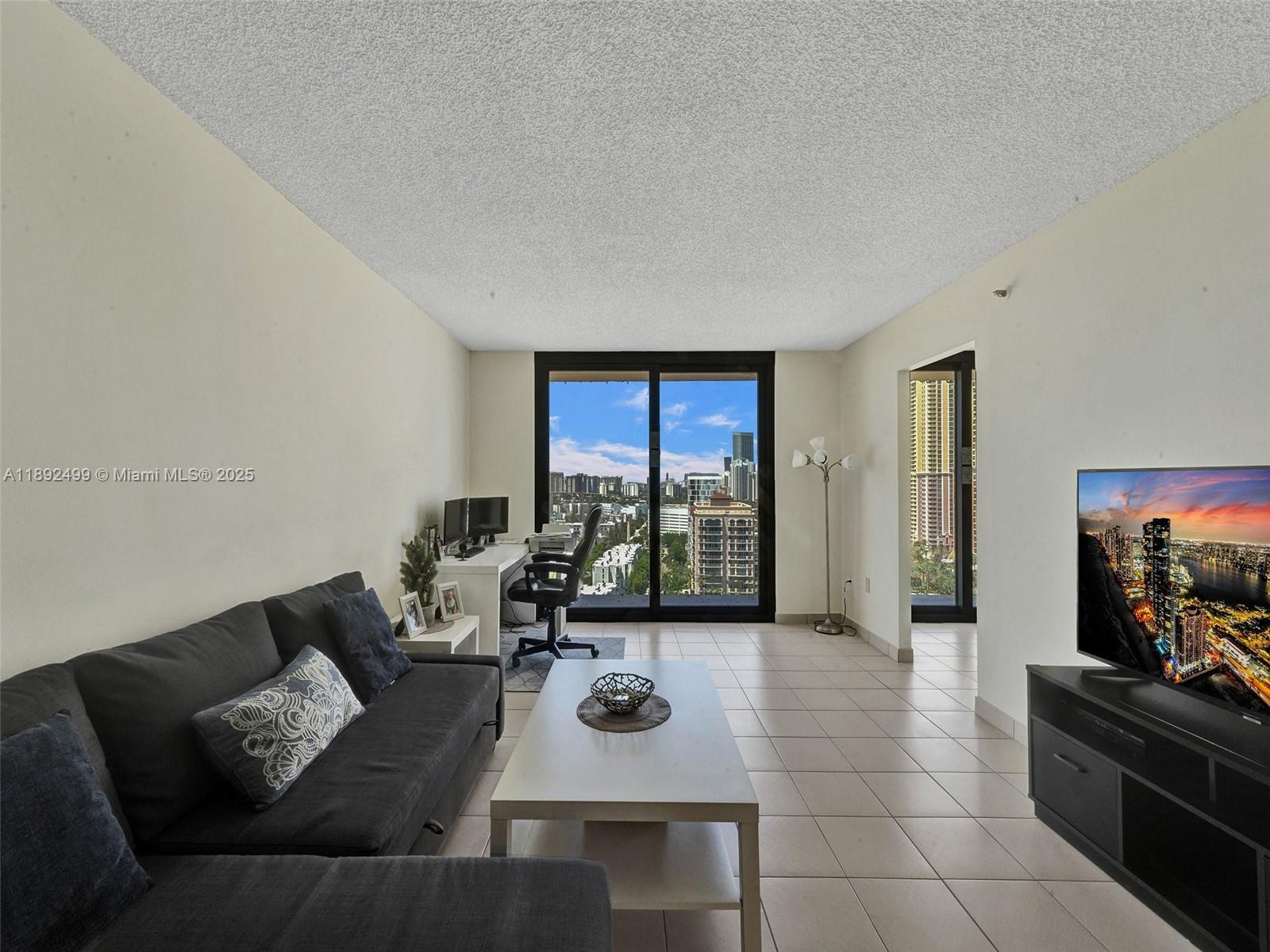 WINSTON TOWERS 600 CONDO - Residential Lease