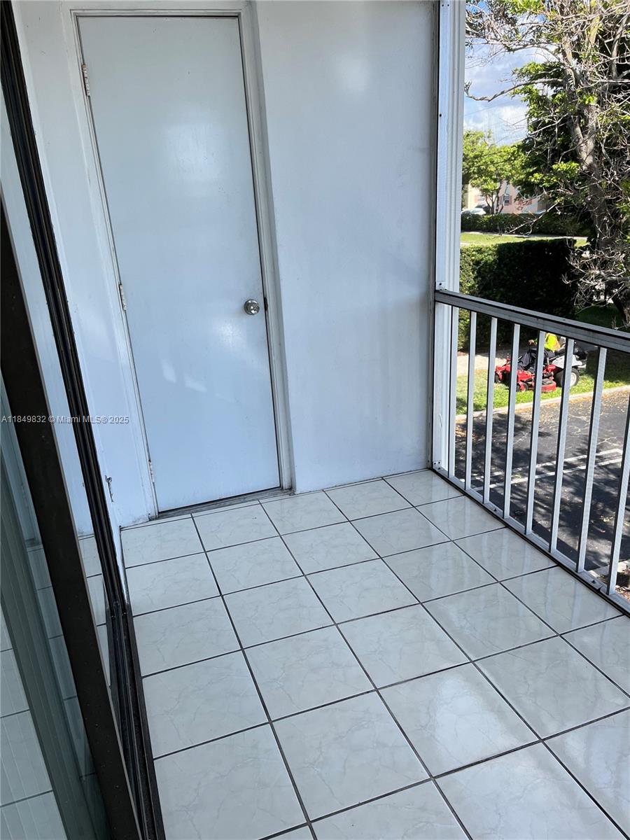 CYPRESS CLUB CONDO - Residential