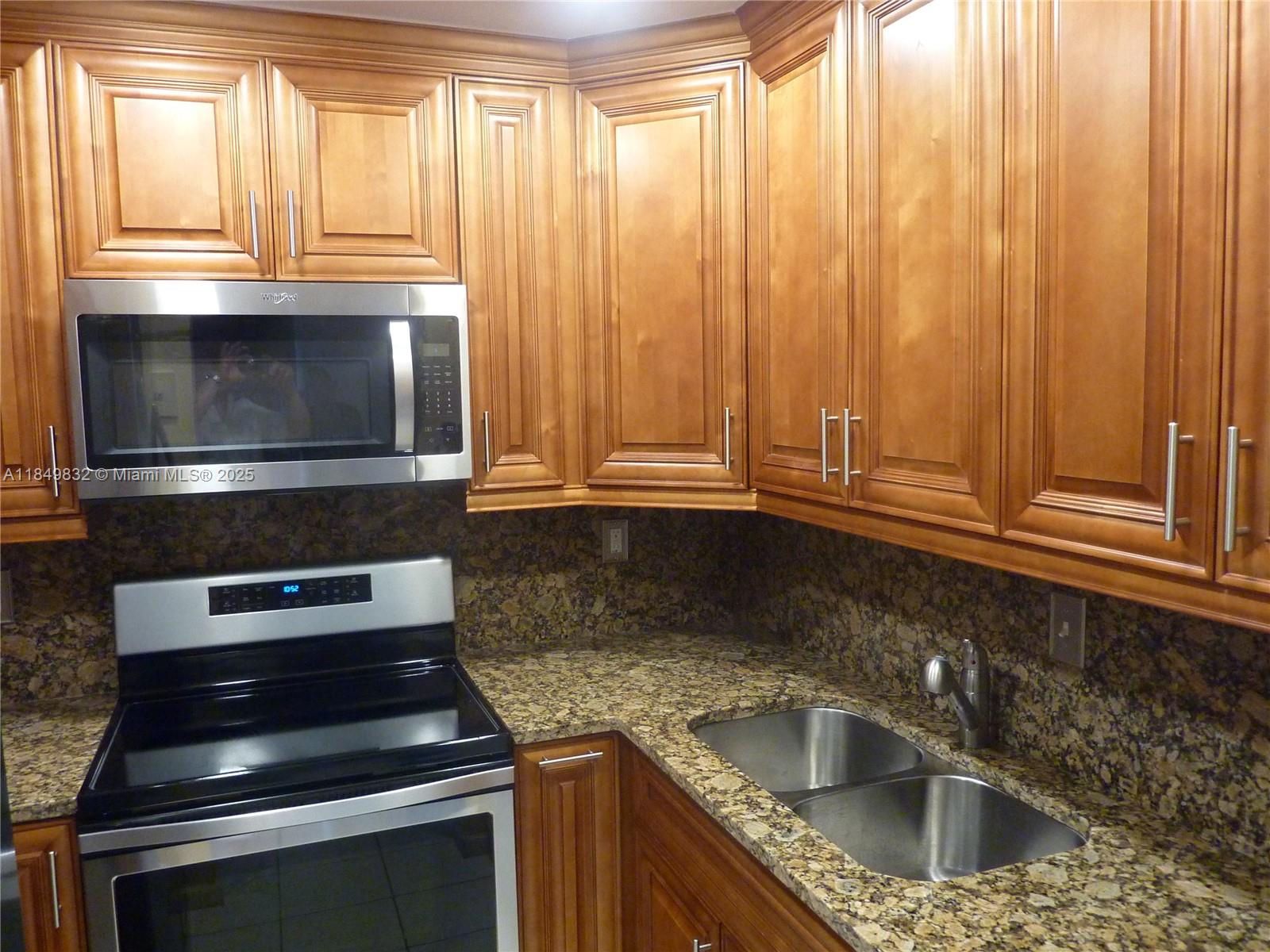 CYPRESS CLUB CONDO - Residential