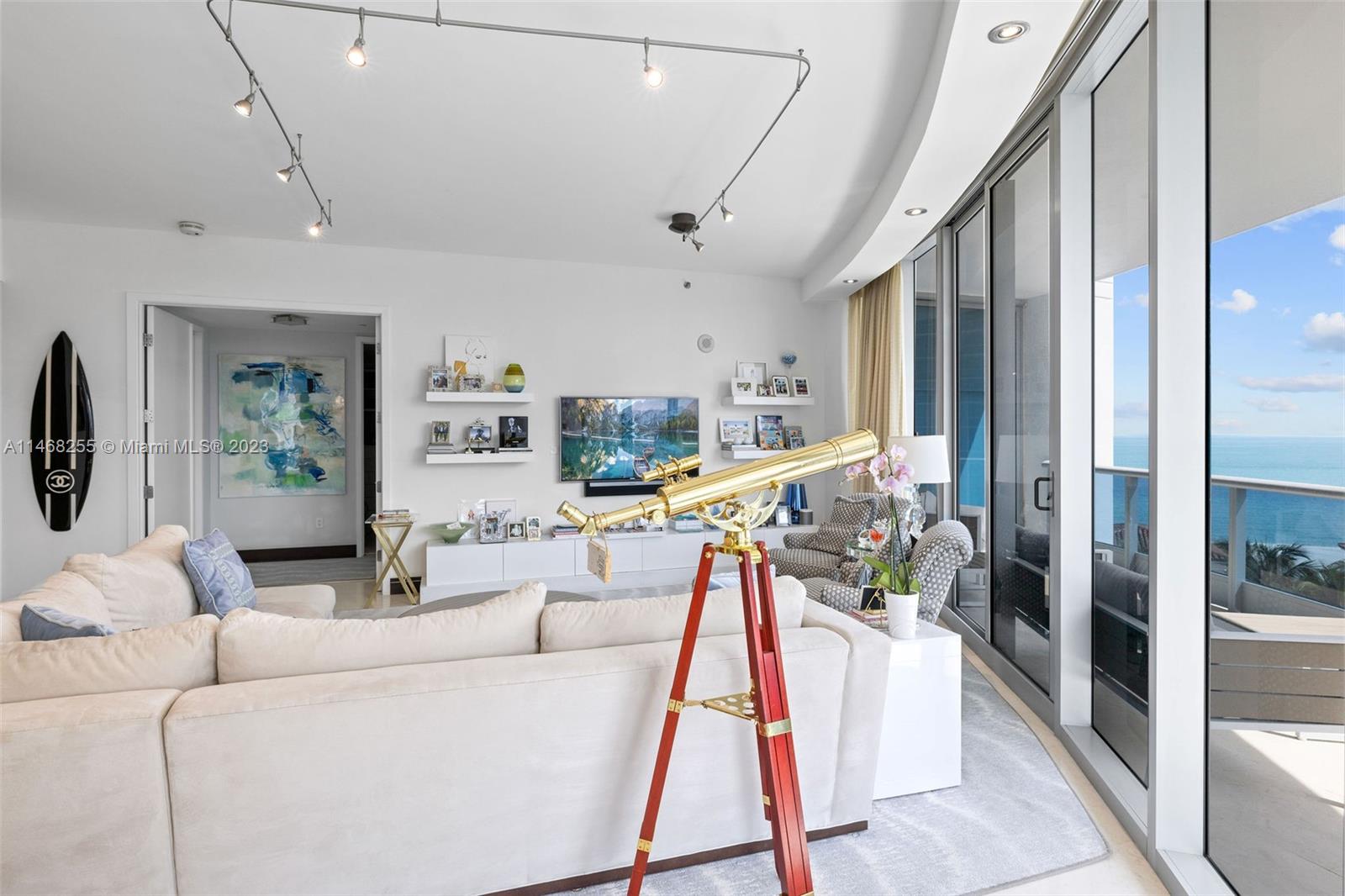 THE RESIDENCES AT THE BAT - Residential