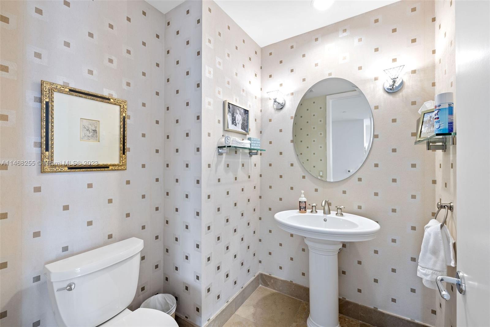 THE RESIDENCES AT THE BAT - Residential