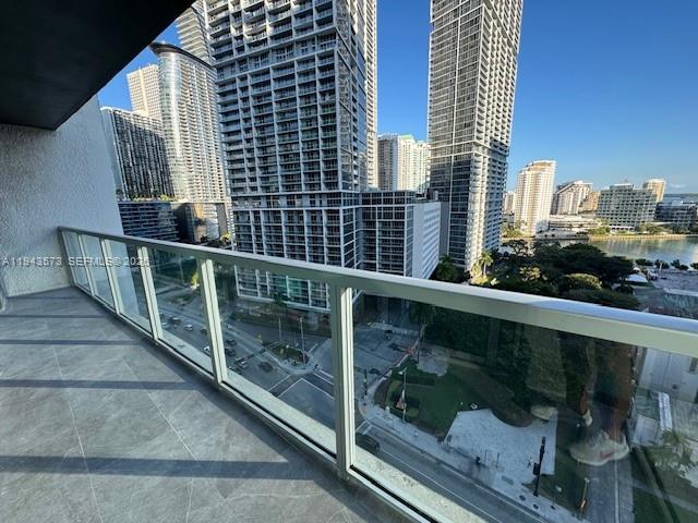 500 BRICKELL EAST CONDO - Residential Lease