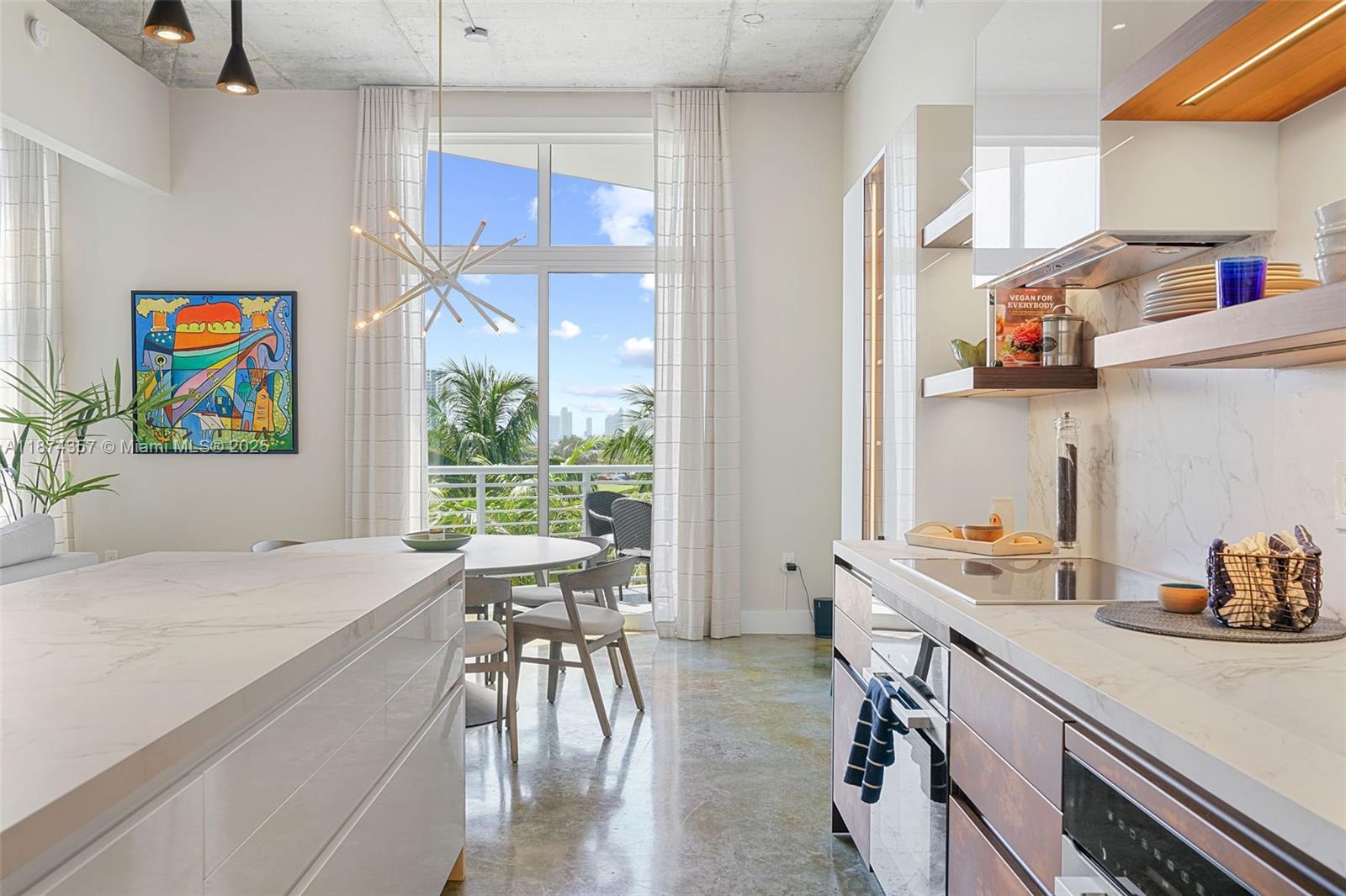 THE MERIDIAN CONDO - Residential