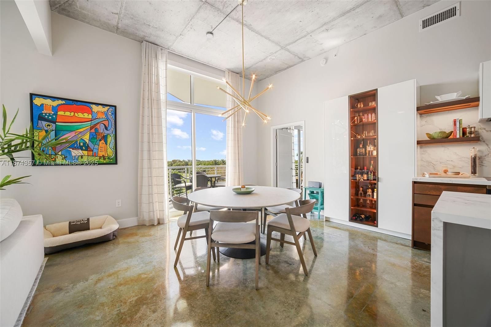 THE MERIDIAN CONDO - Residential