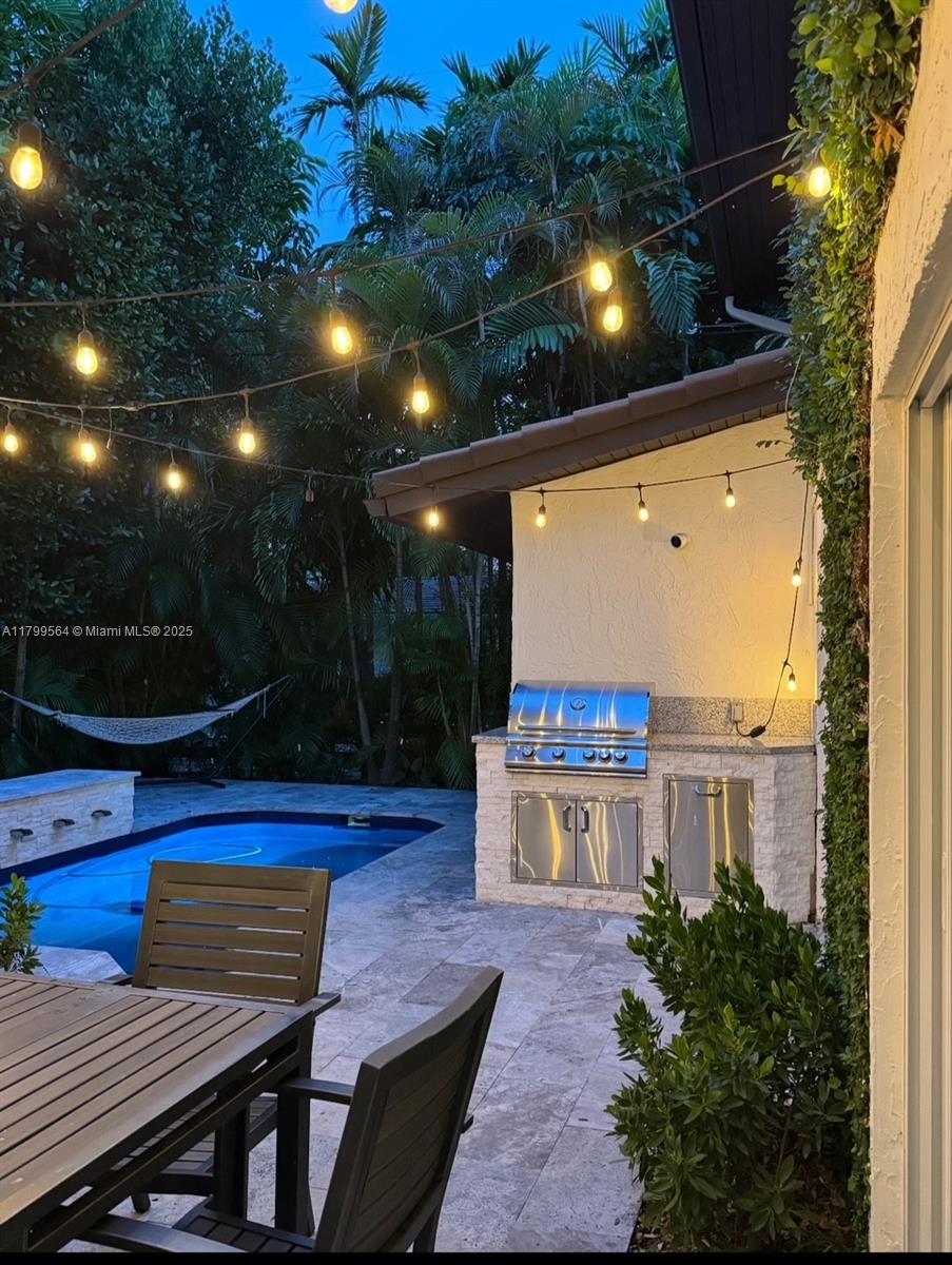 CORAL GABLES RIVIERA SEC - Residential