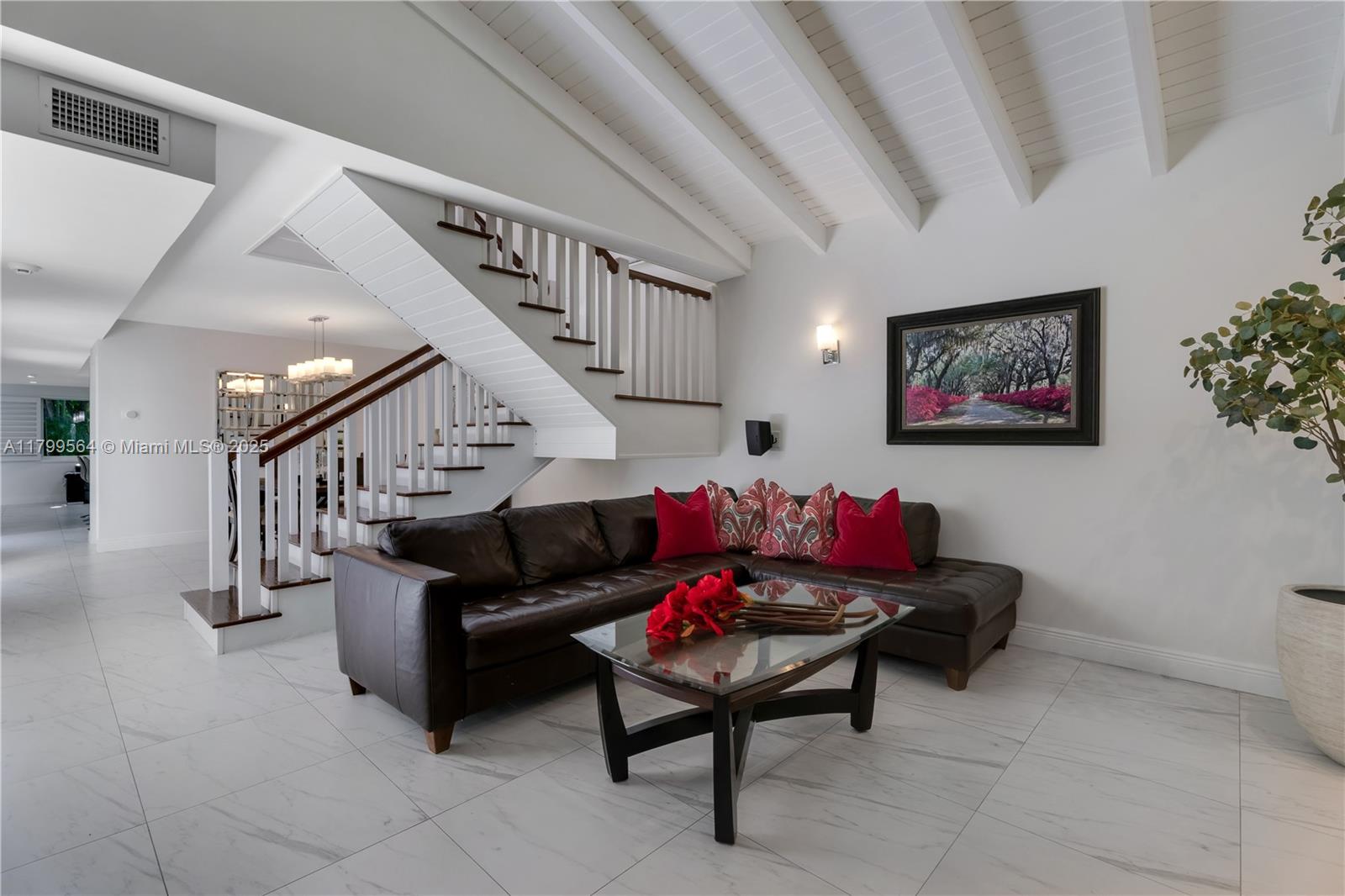 CORAL GABLES RIVIERA SEC - Residential