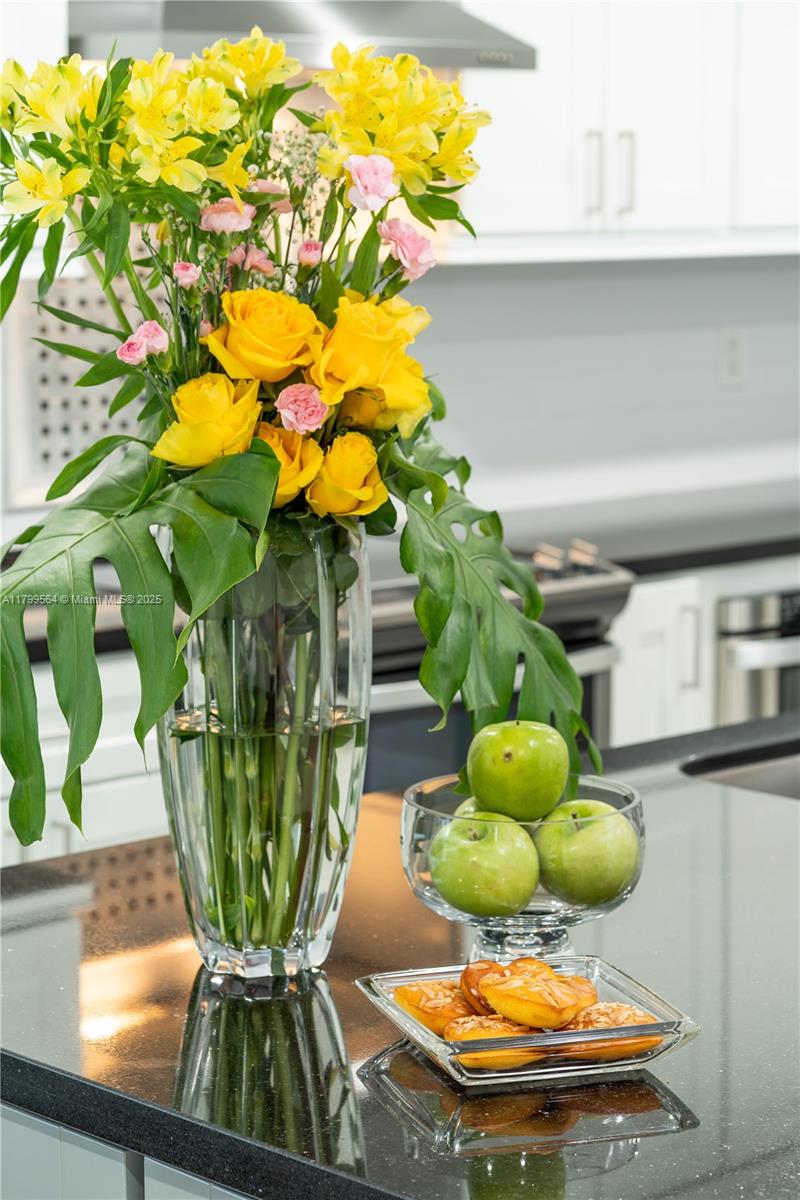 CORAL GABLES RIVIERA SEC - Residential