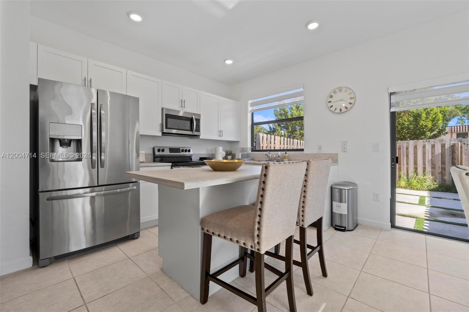 CALIFORNIA CLUB TOWNHOUSE - Residential Lease