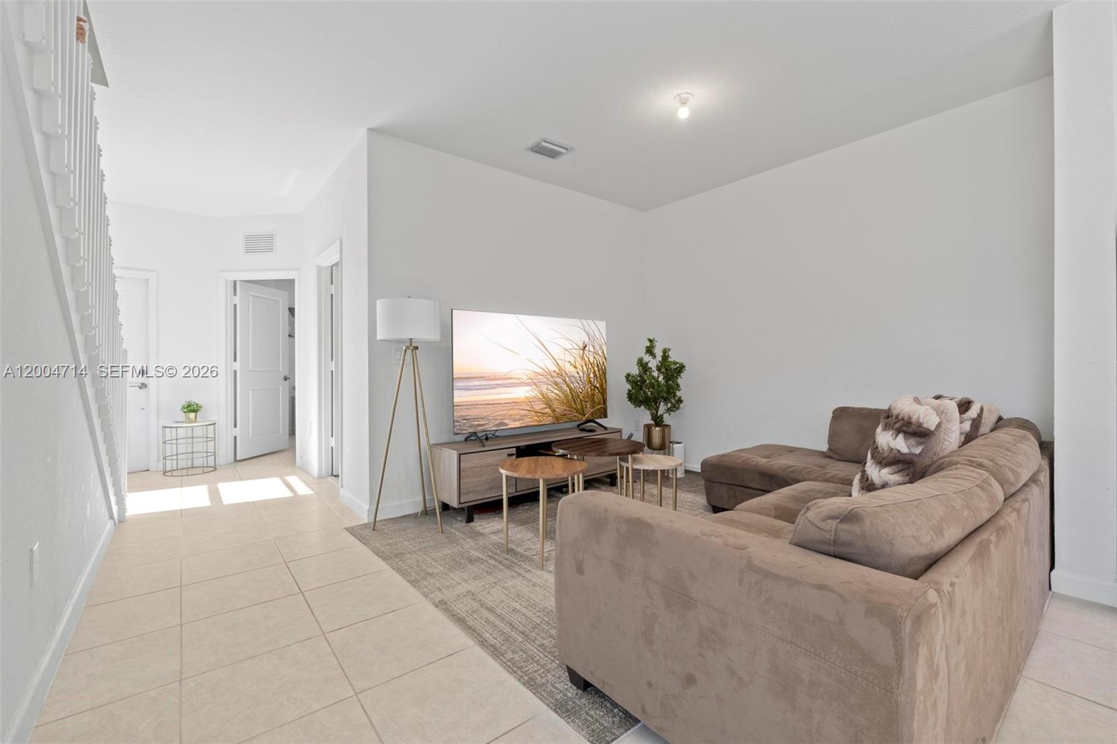 CALIFORNIA CLUB TOWNHOUSE - Residential Lease