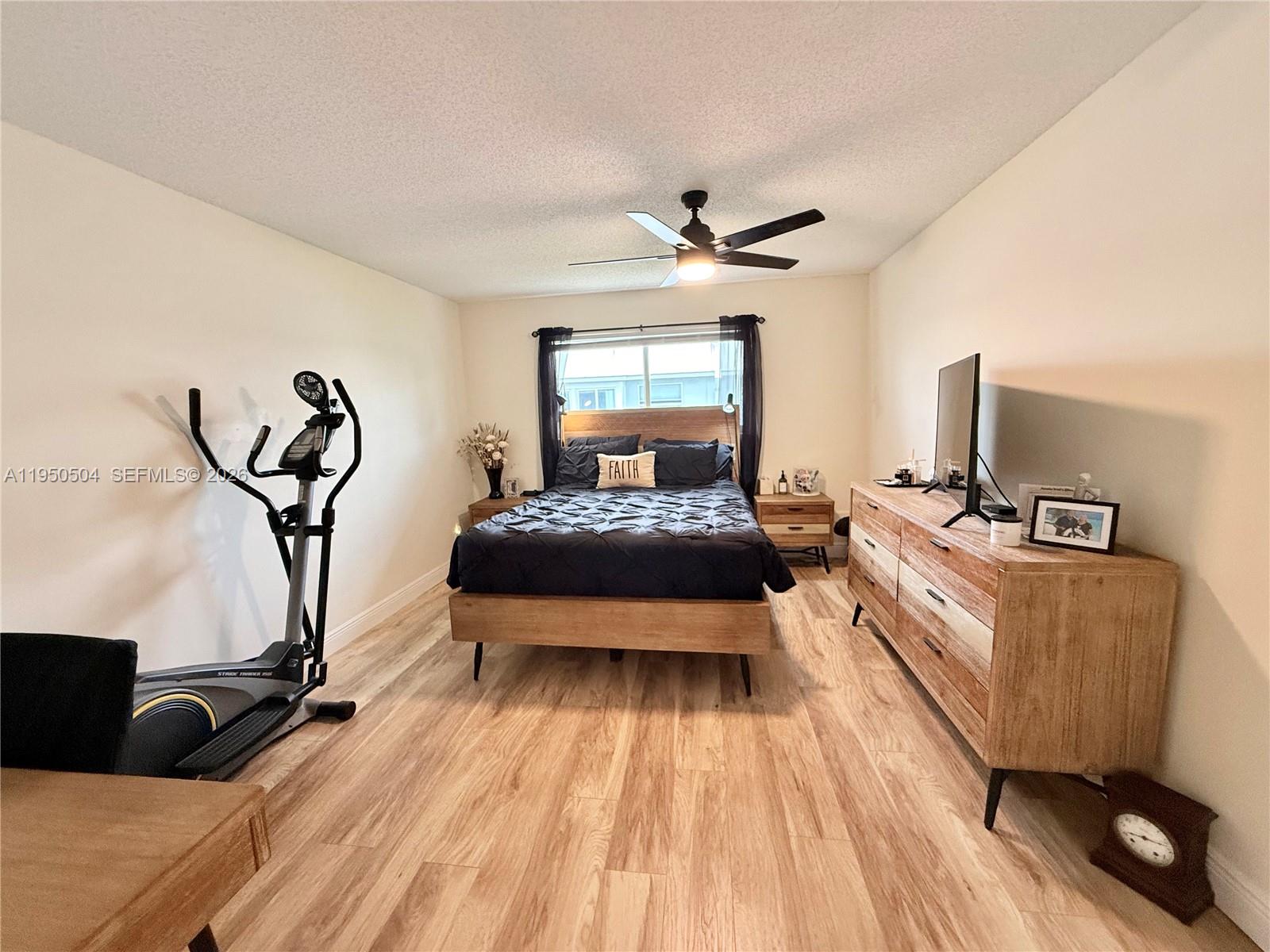 COLONIAL CLUB CONDO SEC 1 - Residential