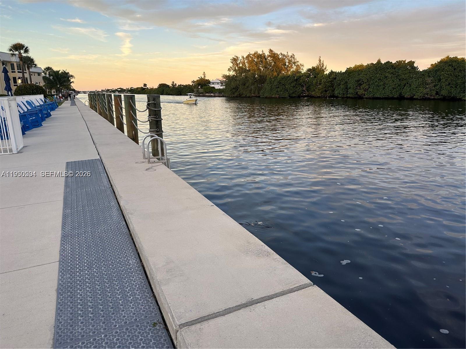 COLONIAL CLUB CONDO SEC 1 - Residential